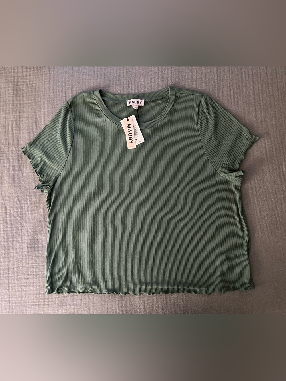 Mauby ribbed green short-sleeved crewneck tee lettuce-edge hem 3X (fits small)